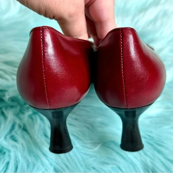 ⭐️ Antonio Melani Vintage Burgundy LEATHER Kitten Heels Women’s 6 - Picture 6 of 13